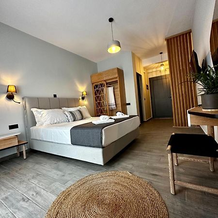 Thea Comfy Living Aparthotel เนอาวรัสนา ภายนอก รูปภาพ