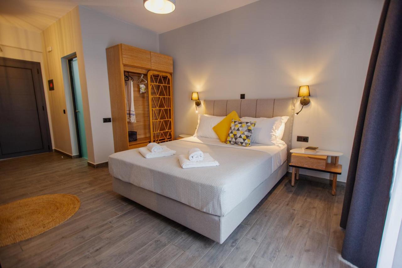 Thea Comfy Living Aparthotel เนอาวรัสนา ภายนอก รูปภาพ