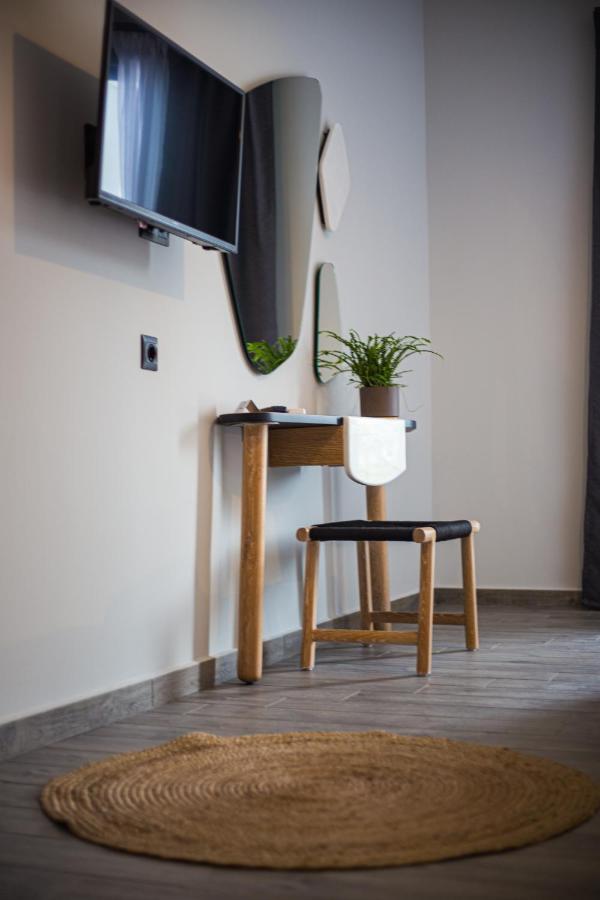 Thea Comfy Living Aparthotel เนอาวรัสนา ภายนอก รูปภาพ