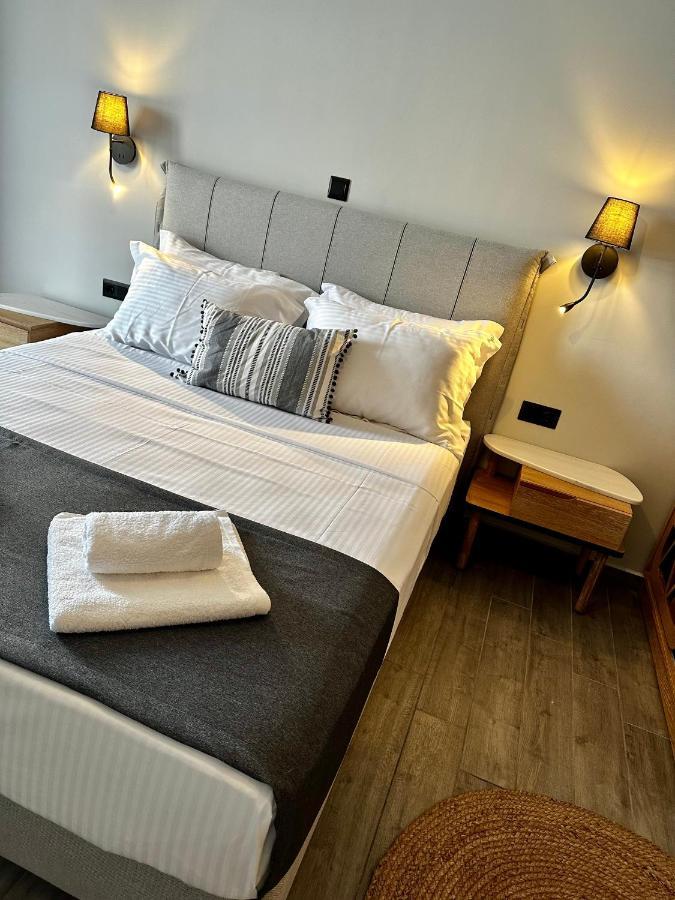 Thea Comfy Living Aparthotel เนอาวรัสนา ภายนอก รูปภาพ