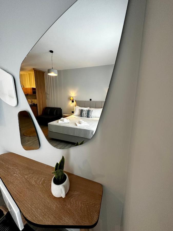 Thea Comfy Living Aparthotel เนอาวรัสนา ภายนอก รูปภาพ