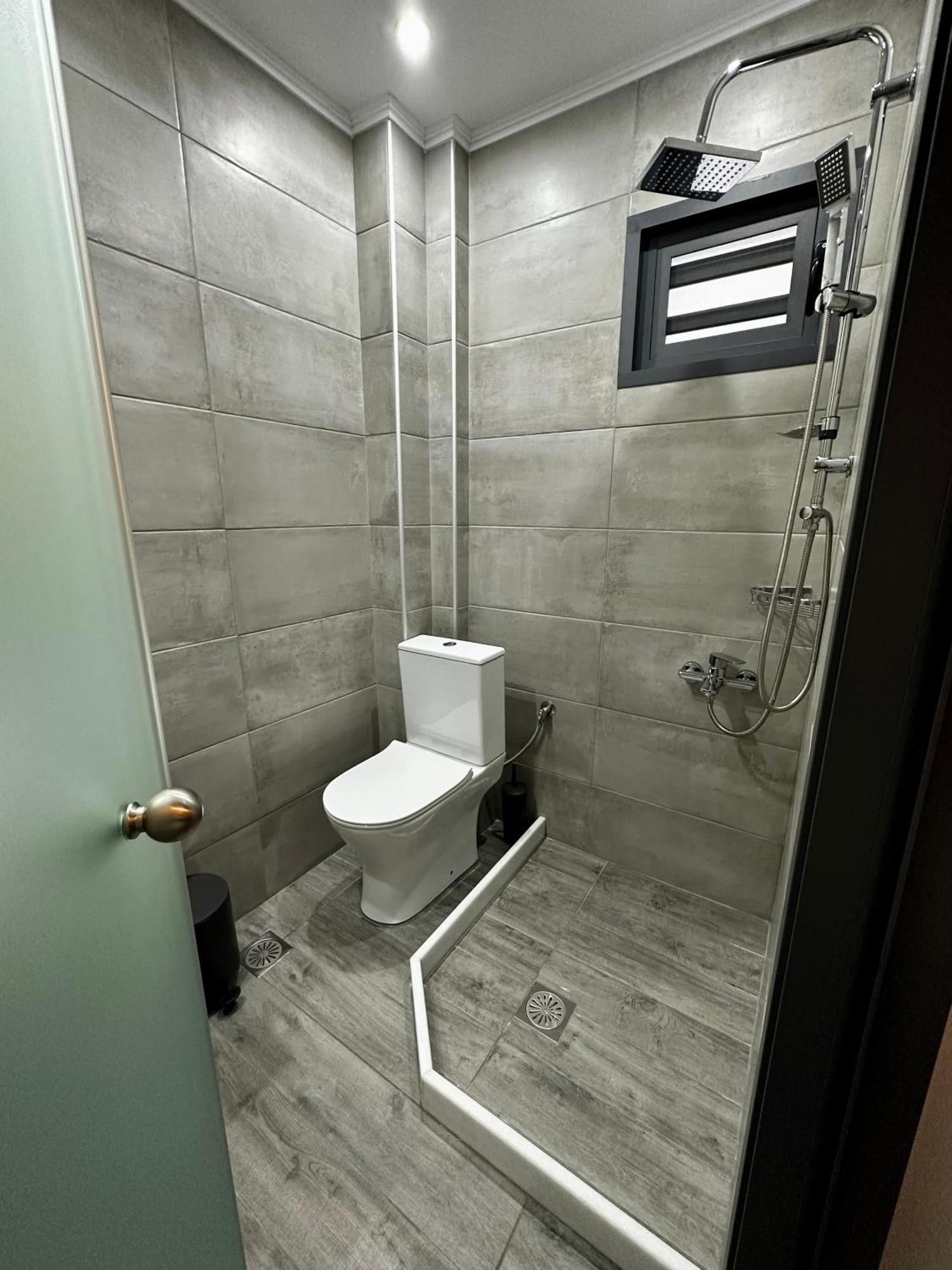 Thea Comfy Living Aparthotel เนอาวรัสนา ภายนอก รูปภาพ