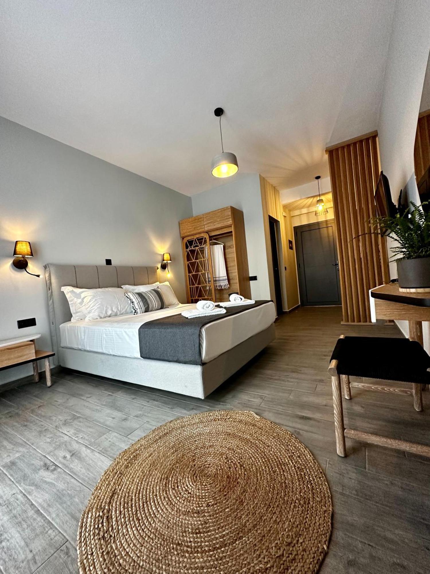 Thea Comfy Living Aparthotel เนอาวรัสนา ภายนอก รูปภาพ